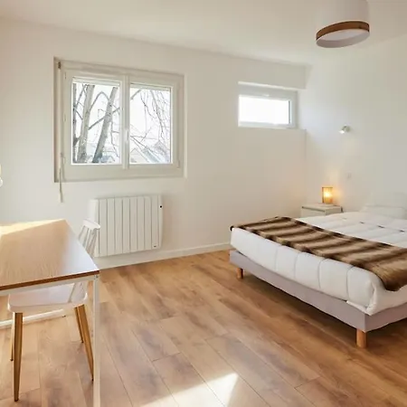 Le Classieux - Parking - Balcons - Arrivee Autonome Apartamento *